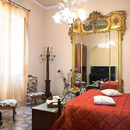 La Casa Di Via Narbone Hotel Palermo Esterno foto